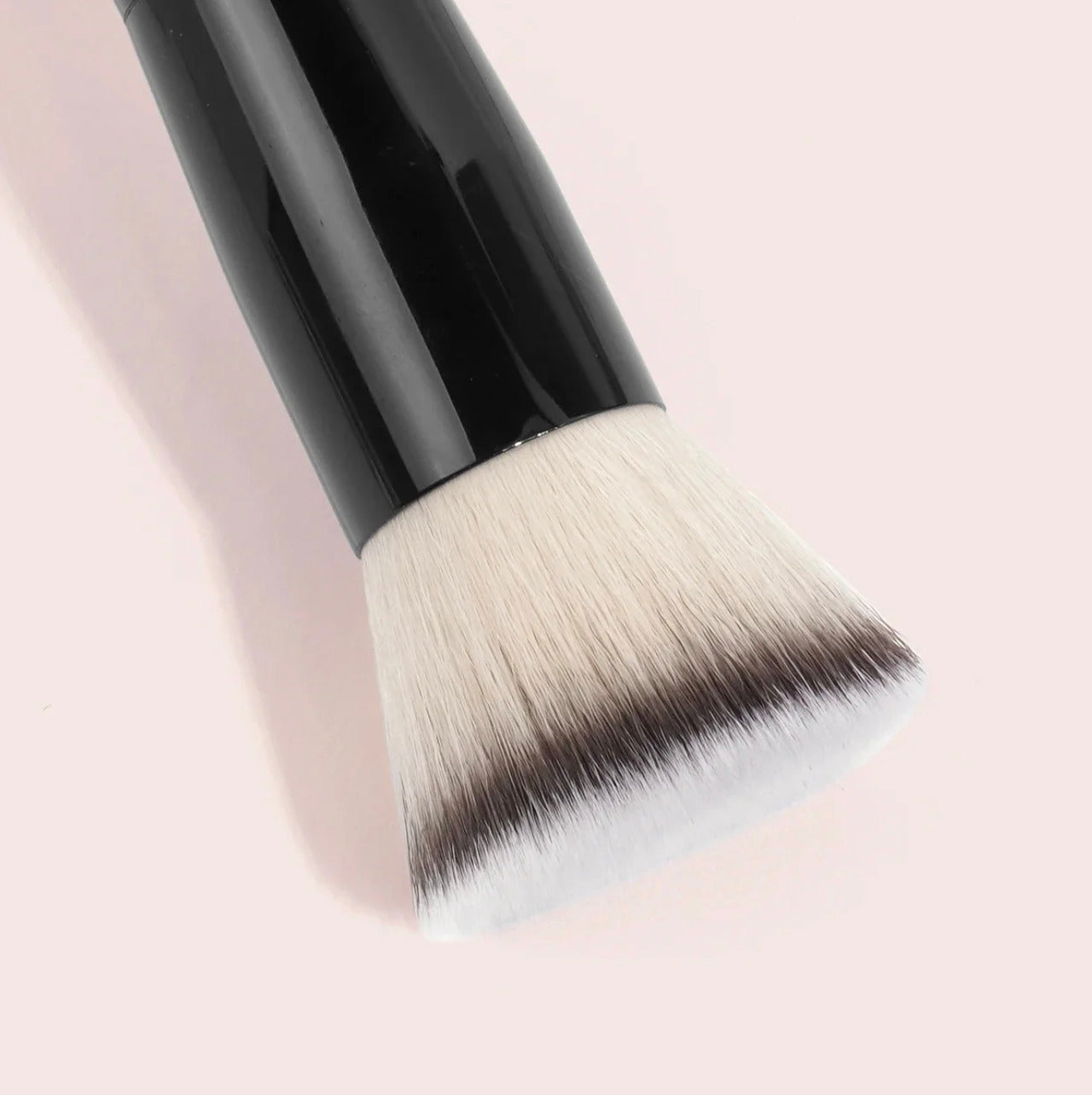 Brocha Profesional para Base de Maquillaje